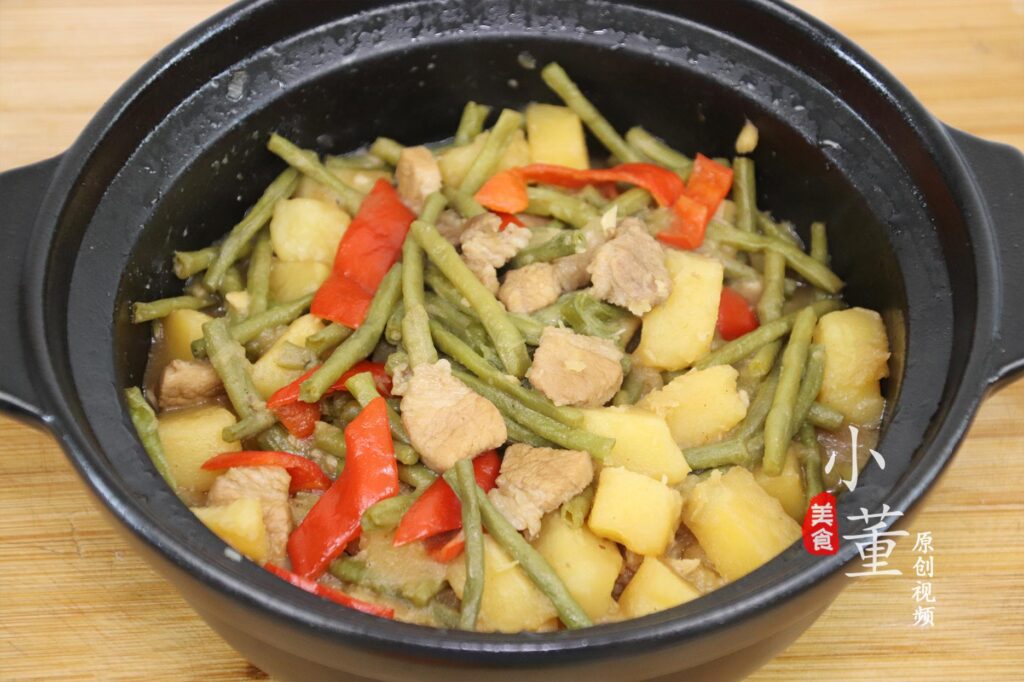 土豆炖豆角怎么写，土豆炖豆角的做法