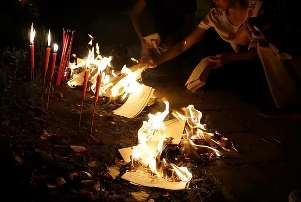 中元节晚上能不能出去玩，中元节晚上不能出门吗