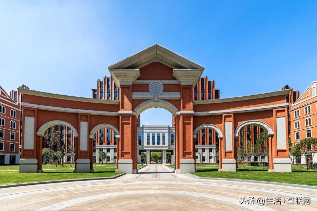 多少分能考上中央民族大学，为什么不建议报考民族大学