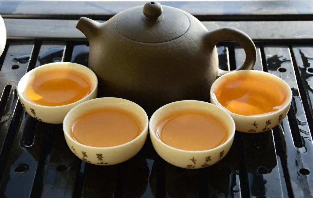 茶里茶外什么意思，茶里茶外怎么理解