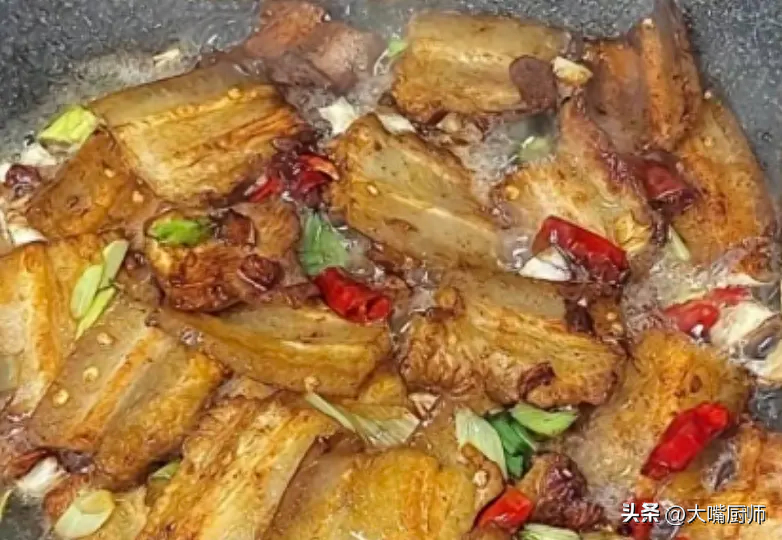 白菜炖豆腐怎么做，白菜炖豆腐的做法教程