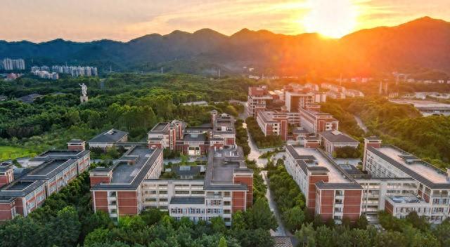 二本大学有哪些学校，全国二本大学排名