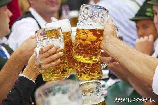 怎么推销啤酒打入市场，推销啤酒的技巧与手段