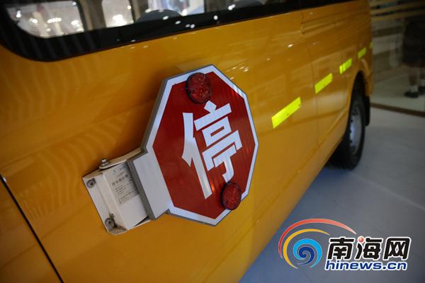 19座校车多少万元钱？上海大通V80校车质量怎么样?