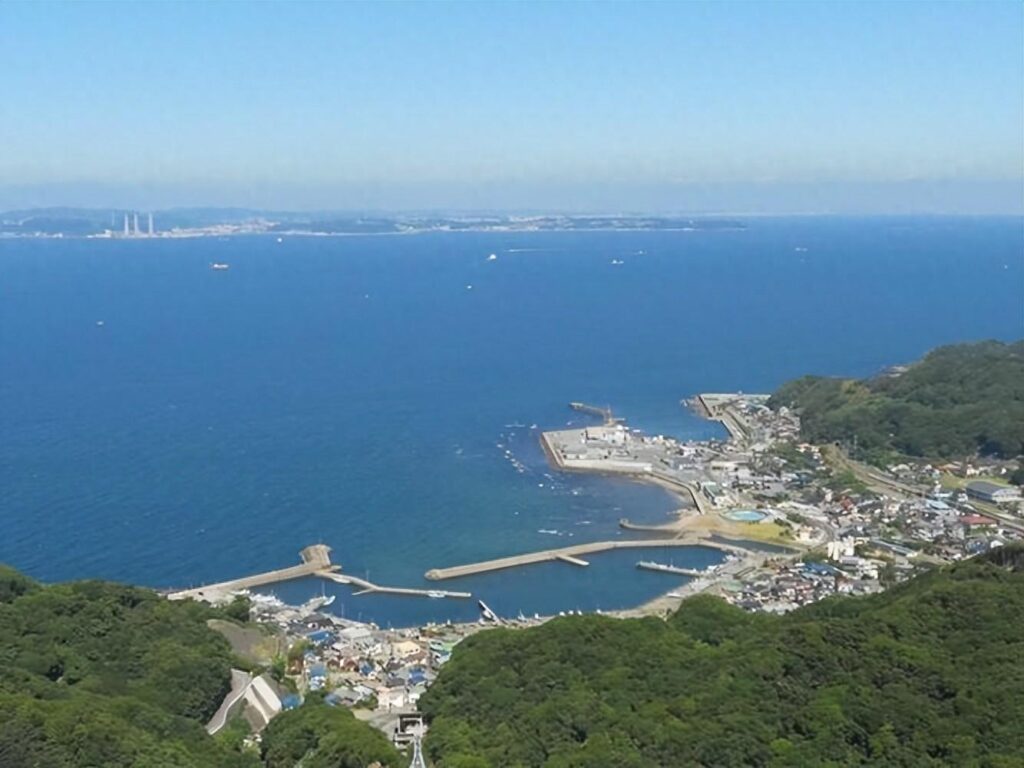 日本一海域海底冒出大量气泡，日本海里