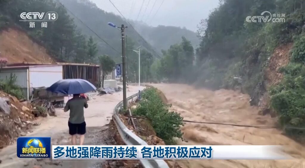 多地强降雨持续 各地积极应对，全力应对强降雨