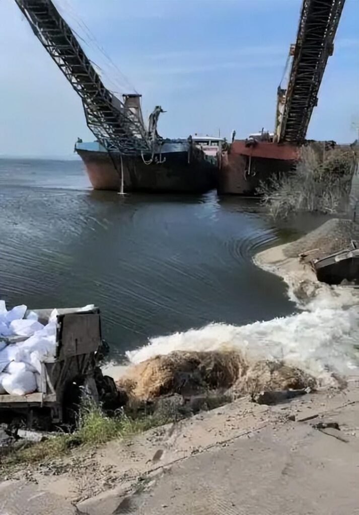 洞庭湖决口积水倒流 封堵难度将加大，洞庭湖治水