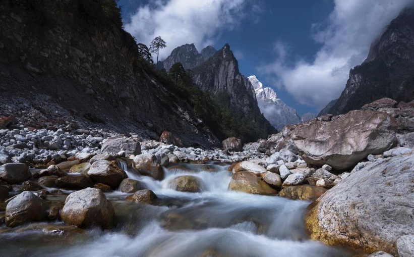 四川旅游必去十大景点推荐,云南旅游必去十大景点推荐。