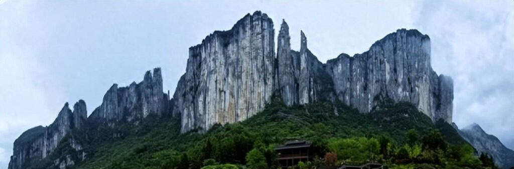 恩施旅游必去十大景点,恩施旅游必去十大景点图片欣赏。